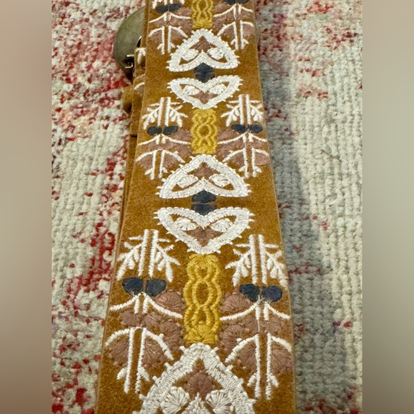 Free People Fleur Waist Belt – Embroidered Leather Boho Belt | M/L | NWOT - Picture 12 of 15